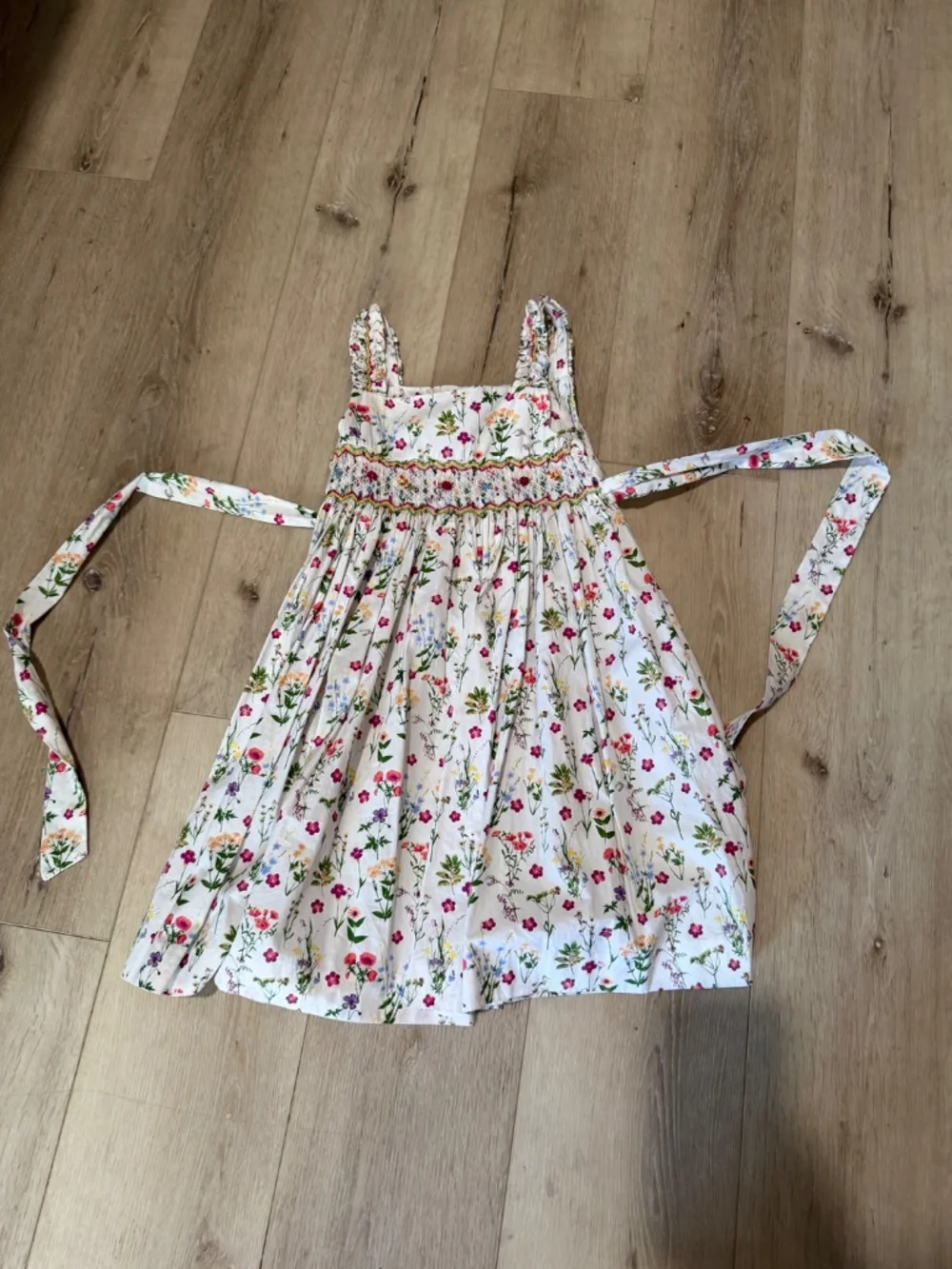 Edgehill collection size 6 smocked dress
